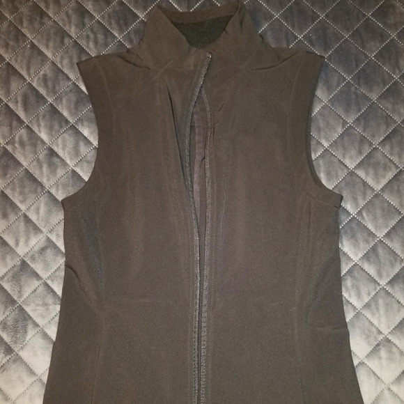 Ladies Stormtech Vest XS - Picture 1 of 8